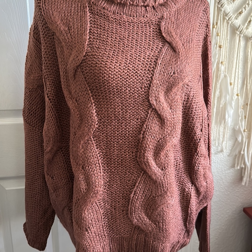 !SOLD!NWT Connoto | Oversized Turtleneck Knit Sweater | M/L - Picture 8 of 9